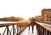 Tips Traveling Murah Untuk Milenial